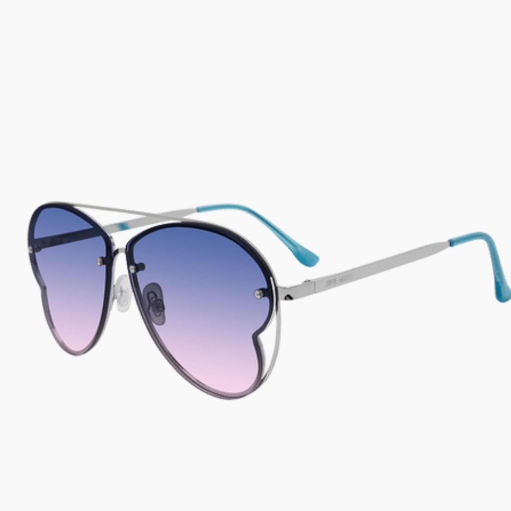 Steve Madden Gradient Aviator Sunglasses